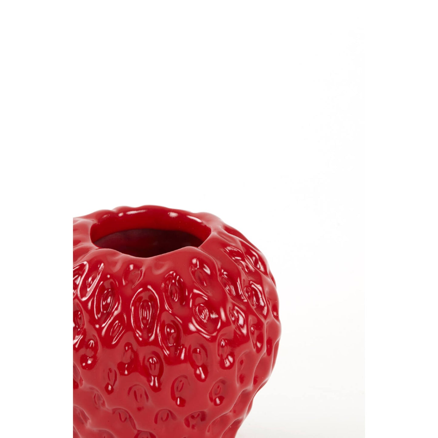 strawberry vase red s