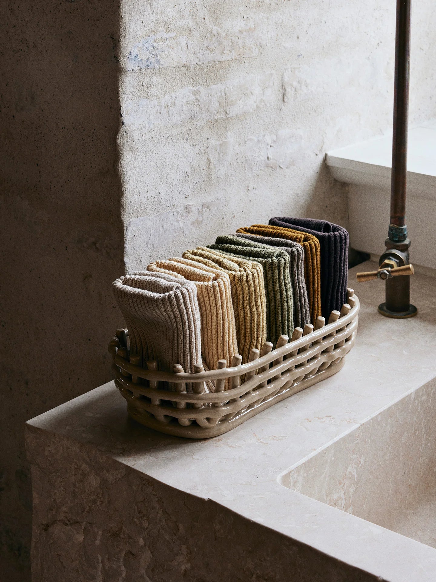 ceramic basket oval cashmere